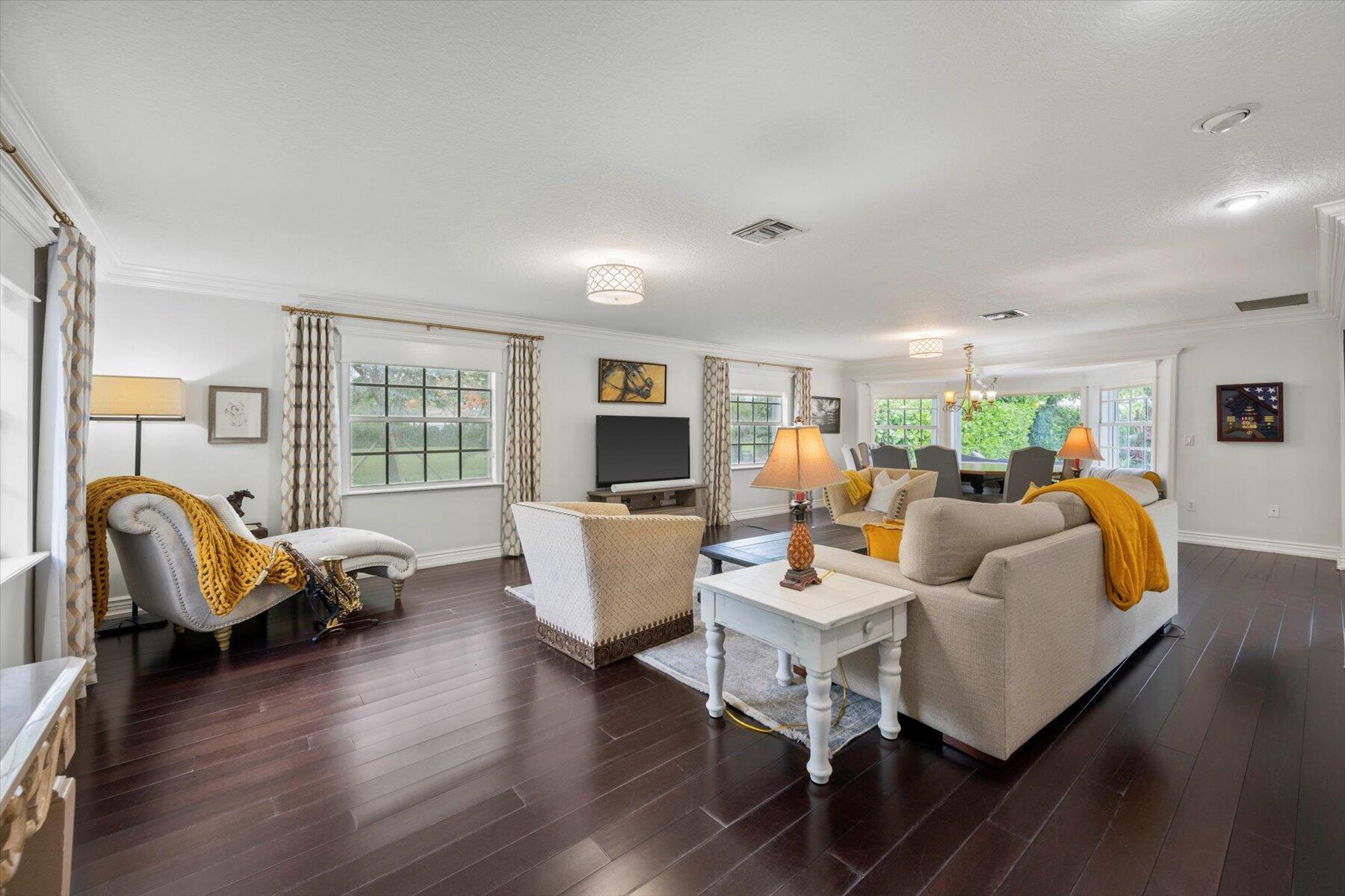 2900 Greenbriar Boulevard