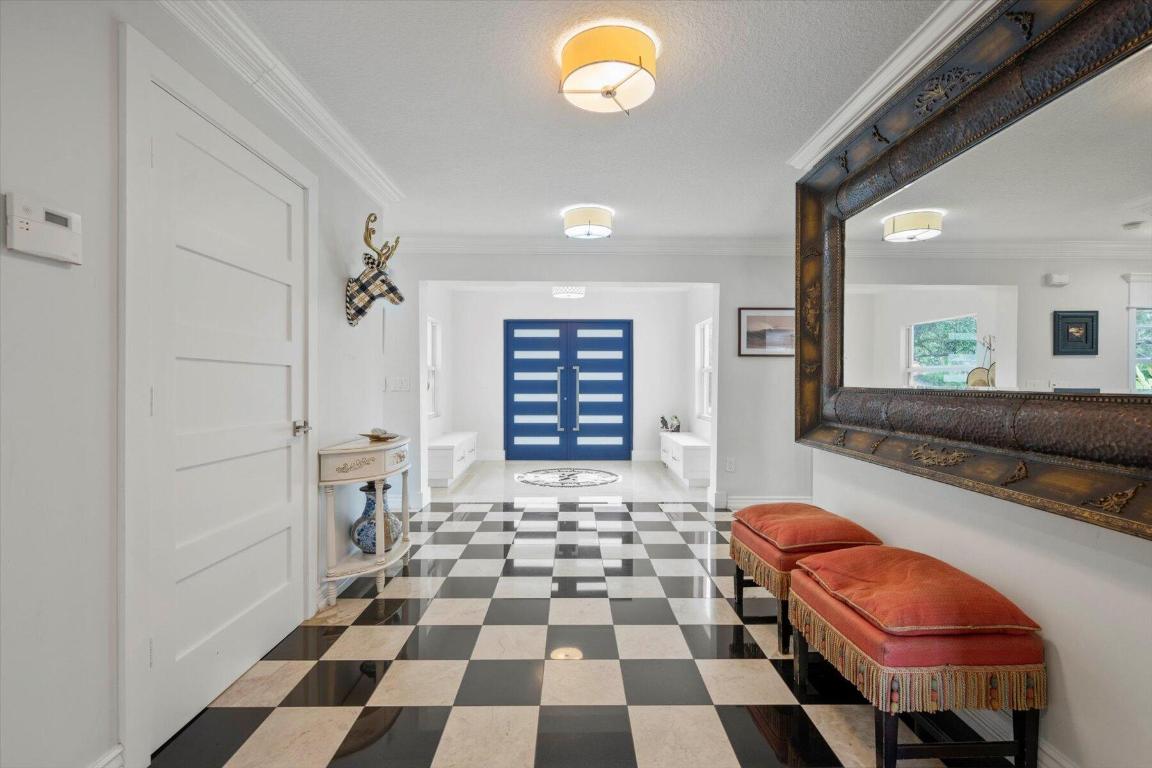 2900 Greenbriar Boulevard