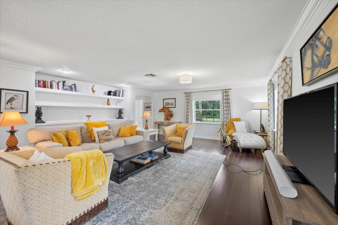 2900 Greenbriar Boulevard