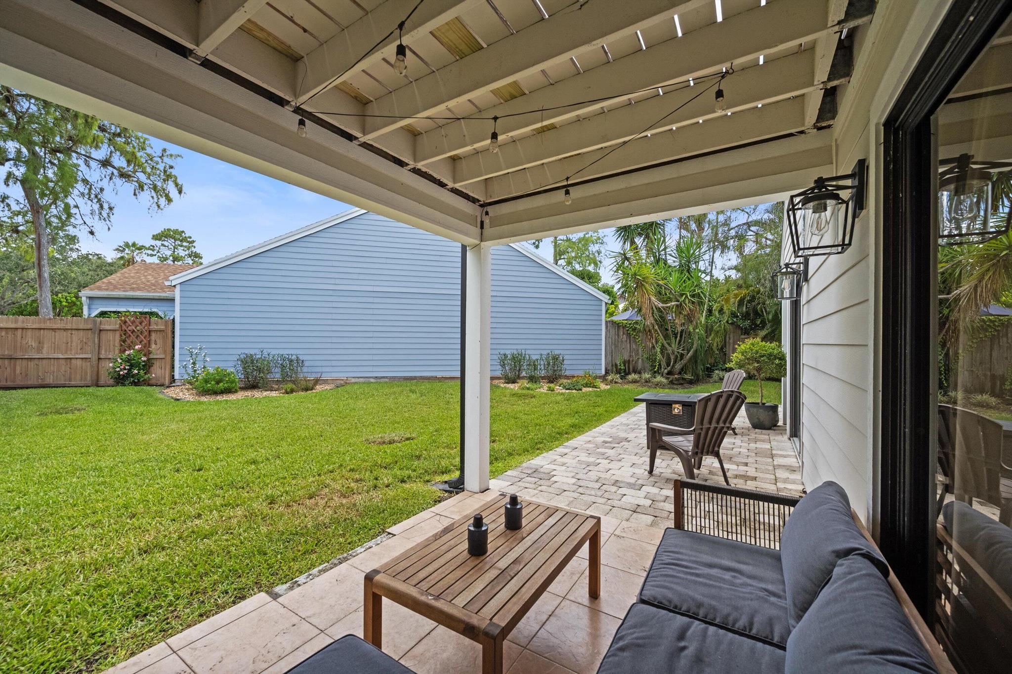 476 Golden Wood Way