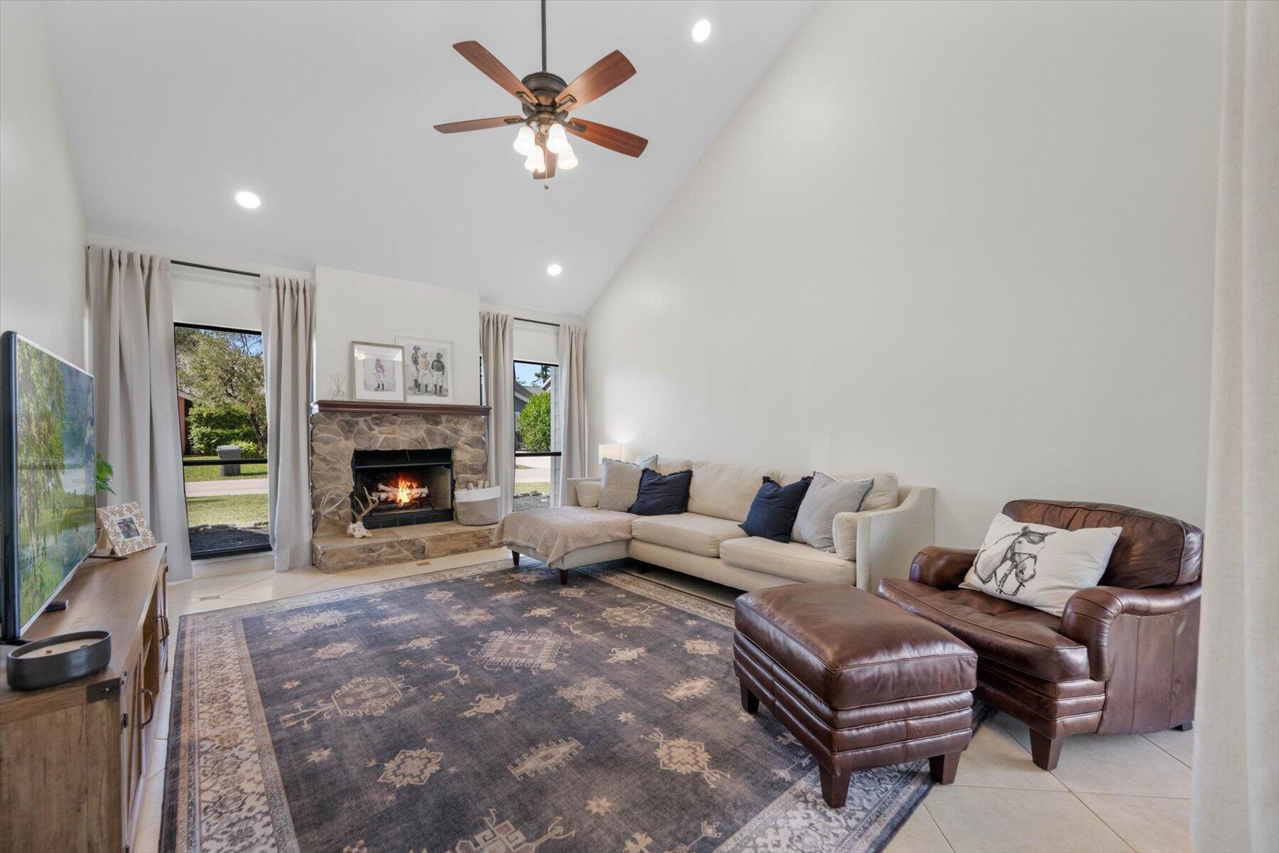476 Golden Wood Way