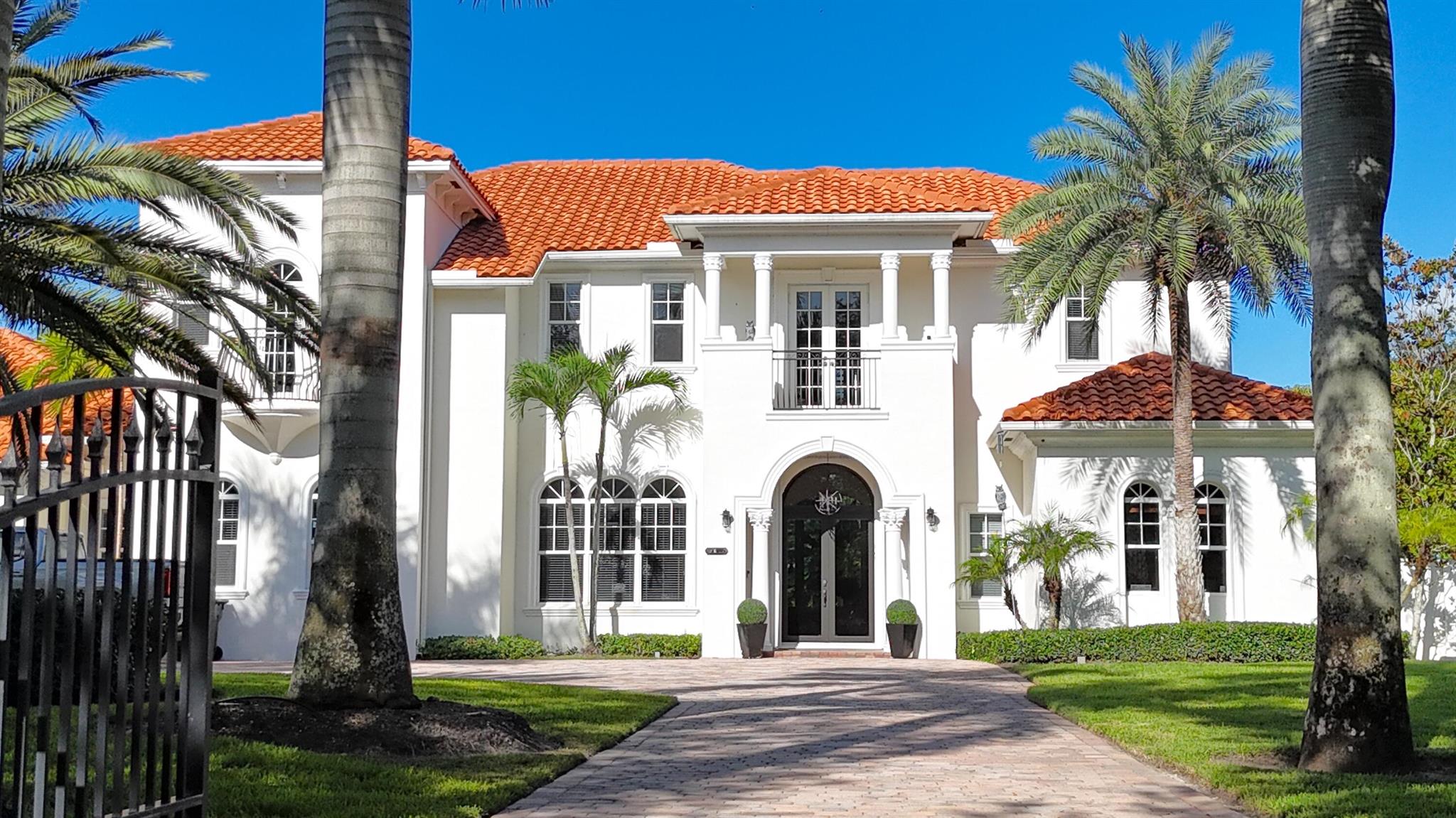 2685 Greenbriar Boulevard