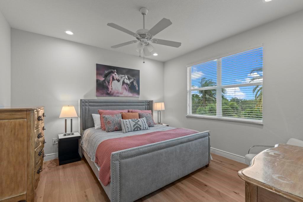 2685 Greenbriar Boulevard