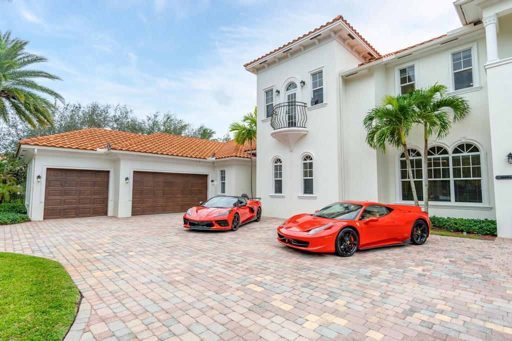 2685 Greenbriar Boulevard