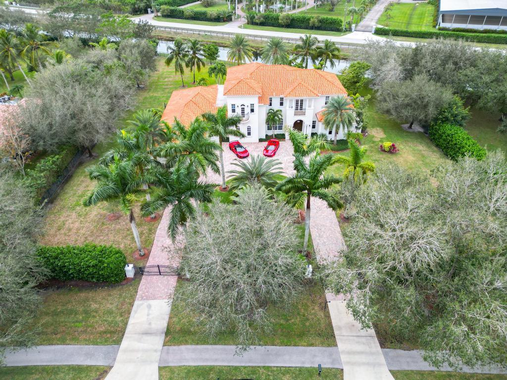 2685 Greenbriar Boulevard