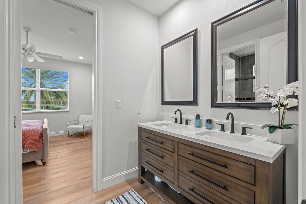 2685 Greenbriar Boulevard