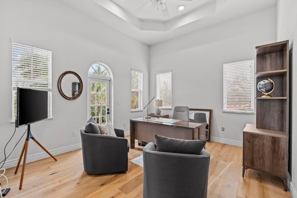 2685 Greenbriar Boulevard