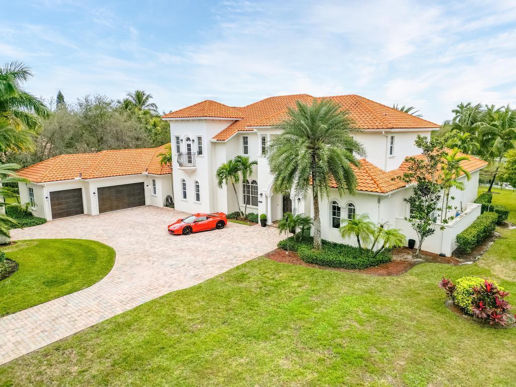 2685 Greenbriar Boulevard