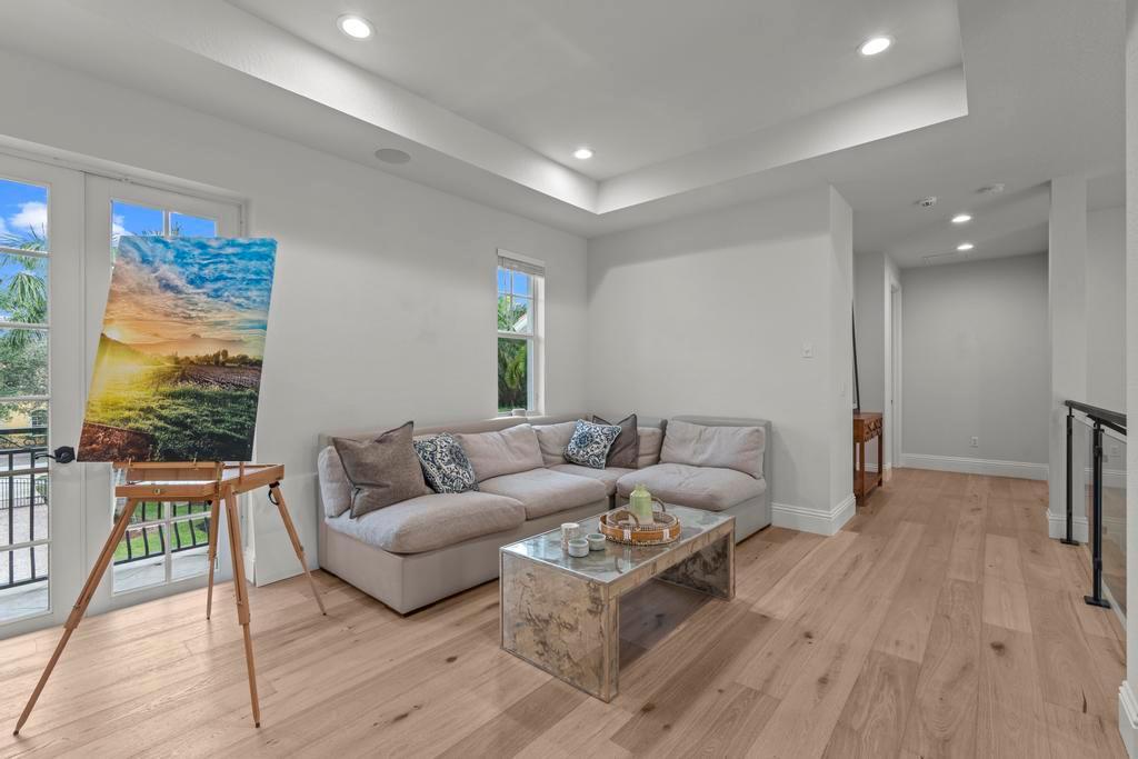 2685 Greenbriar Boulevard