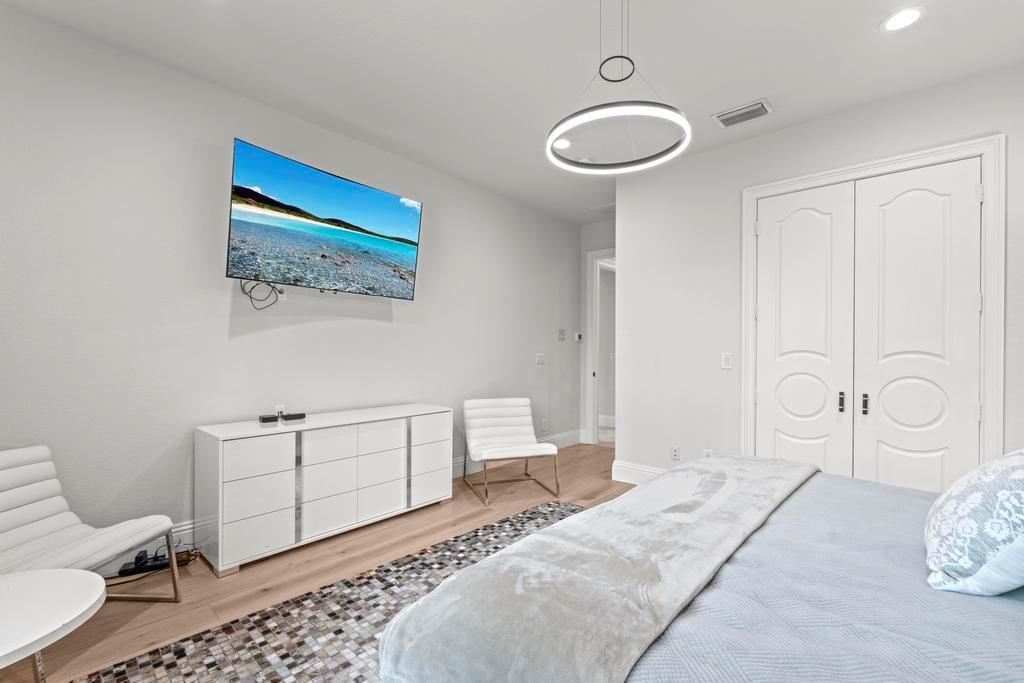 2685 Greenbriar Boulevard