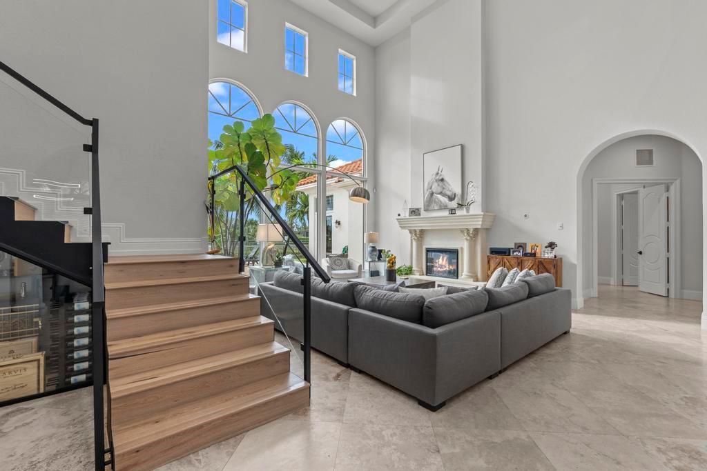 2685 Greenbriar Boulevard