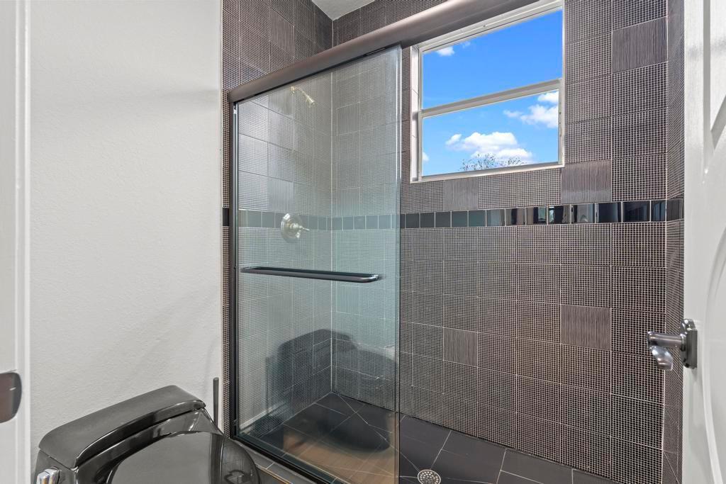 2685 Greenbriar Boulevard