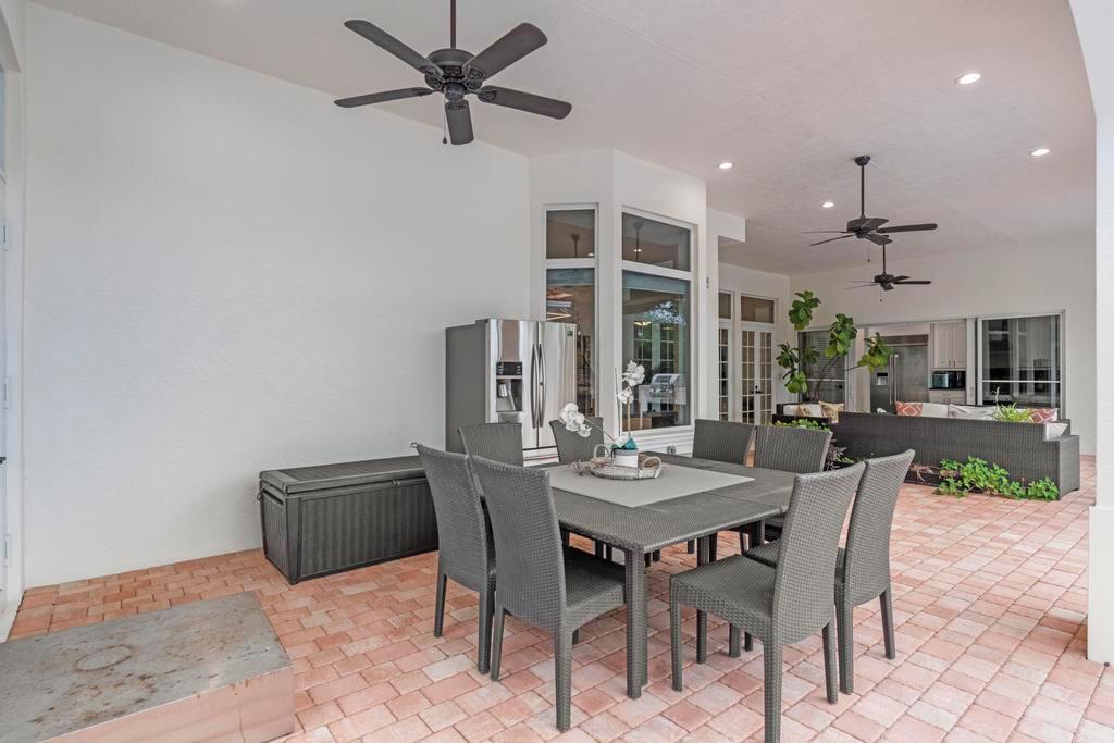 2685 Greenbriar Boulevard