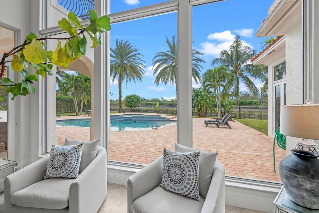 2685 Greenbriar Boulevard