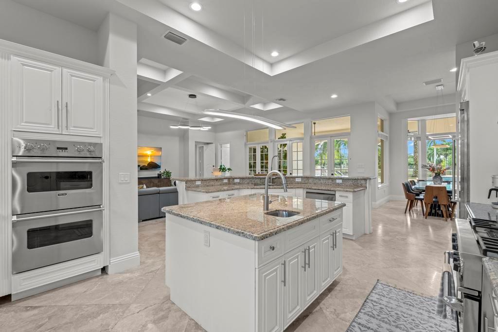 2685 Greenbriar Boulevard