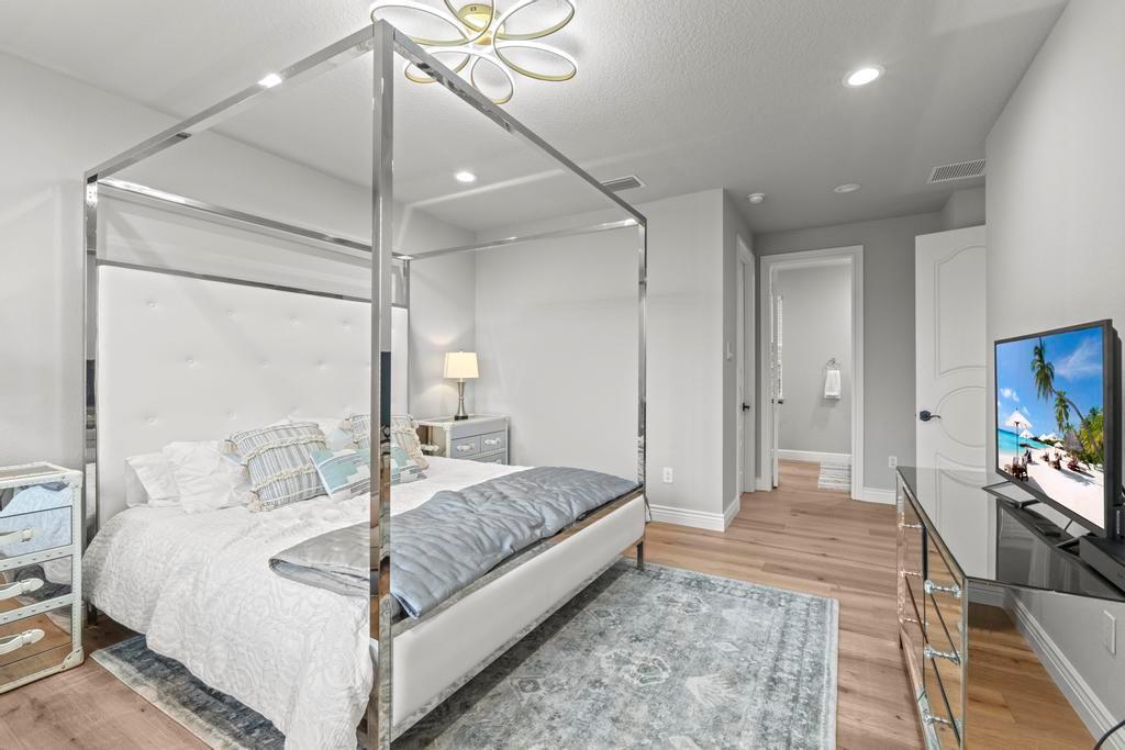 2685 Greenbriar Boulevard