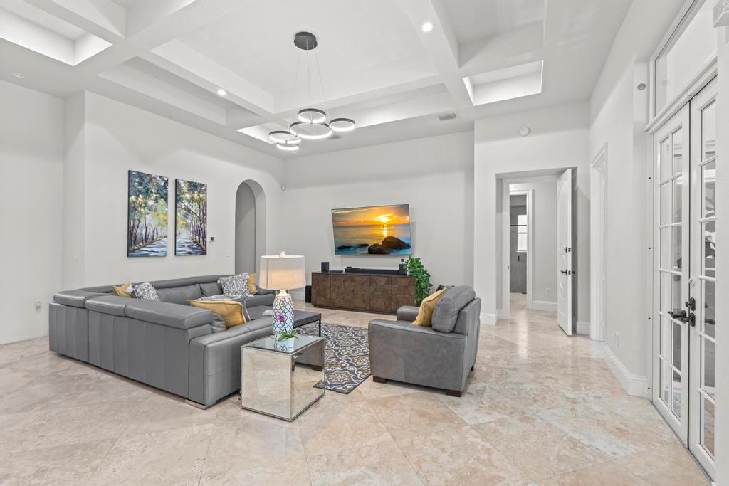2685 Greenbriar Boulevard