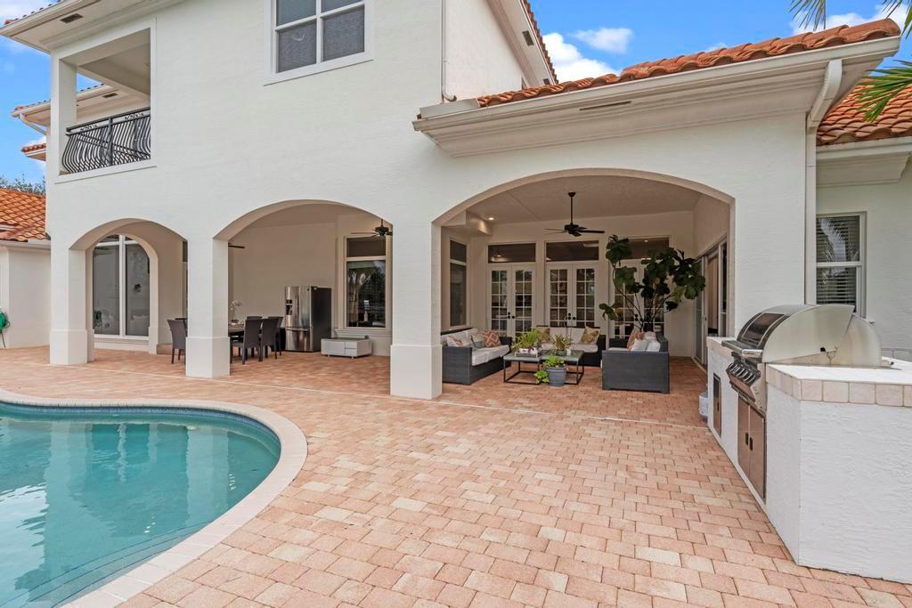 2685 Greenbriar Boulevard