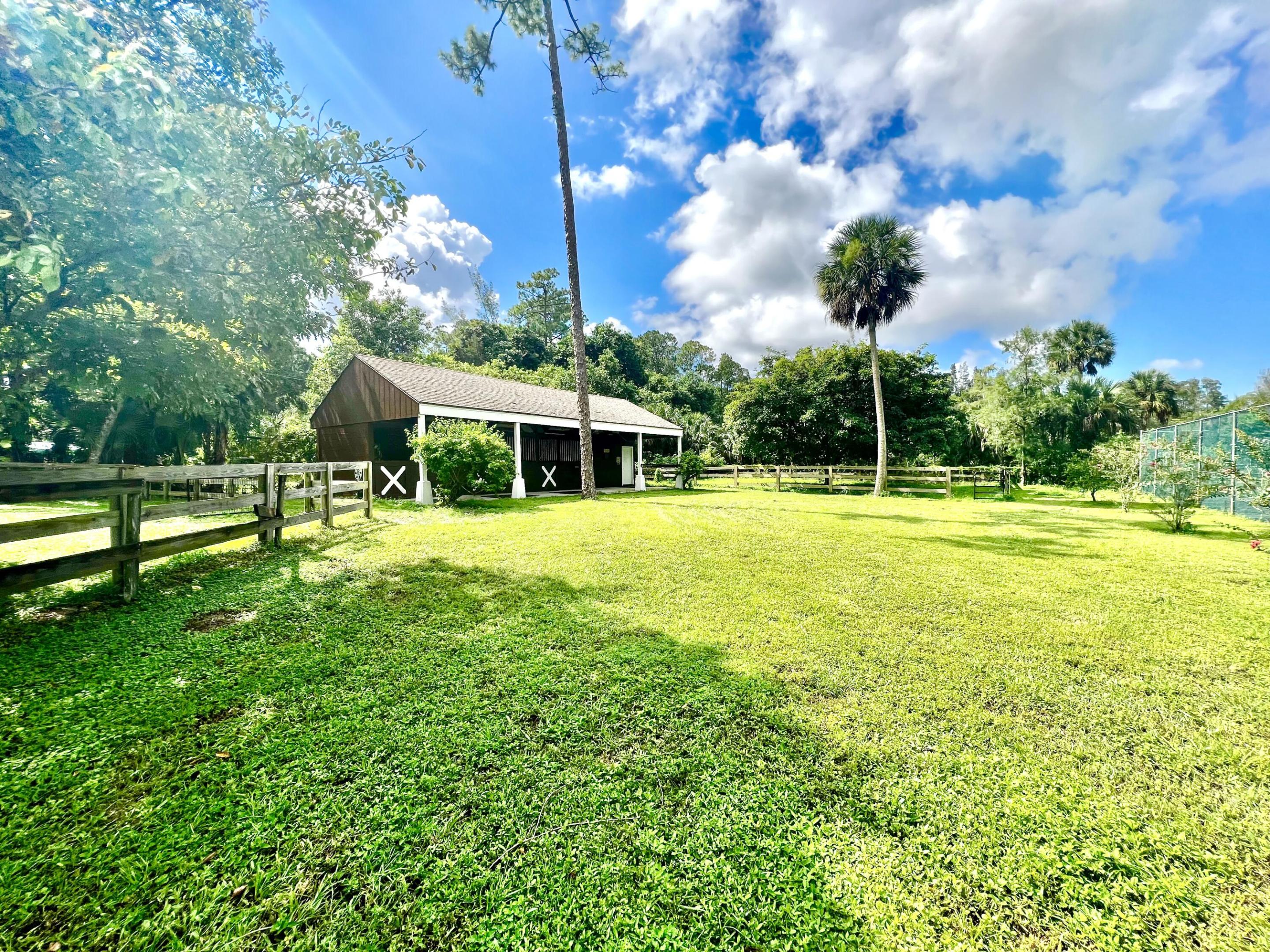 636 Rambling Drive Circle