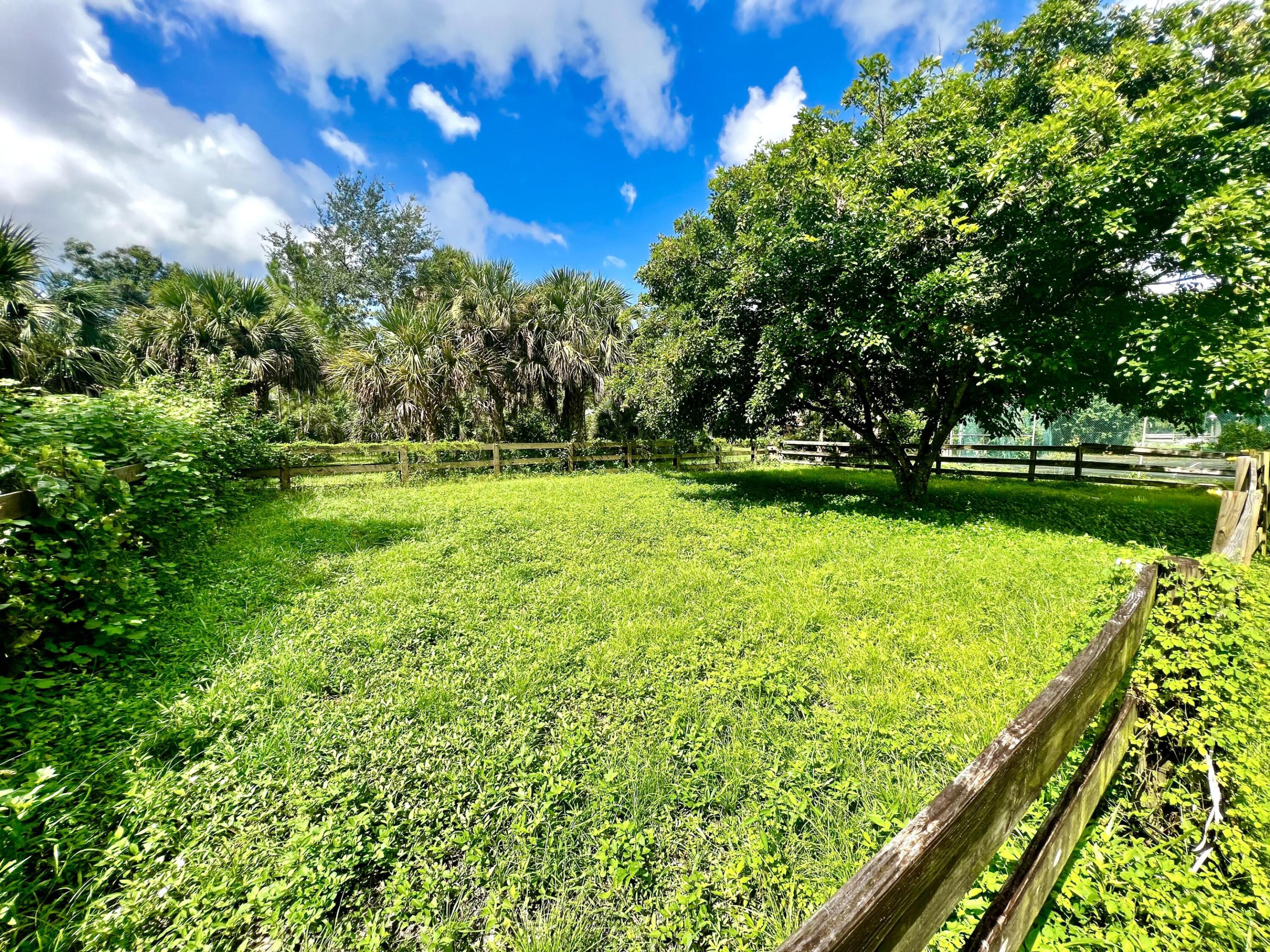 636 Rambling Drive Circle