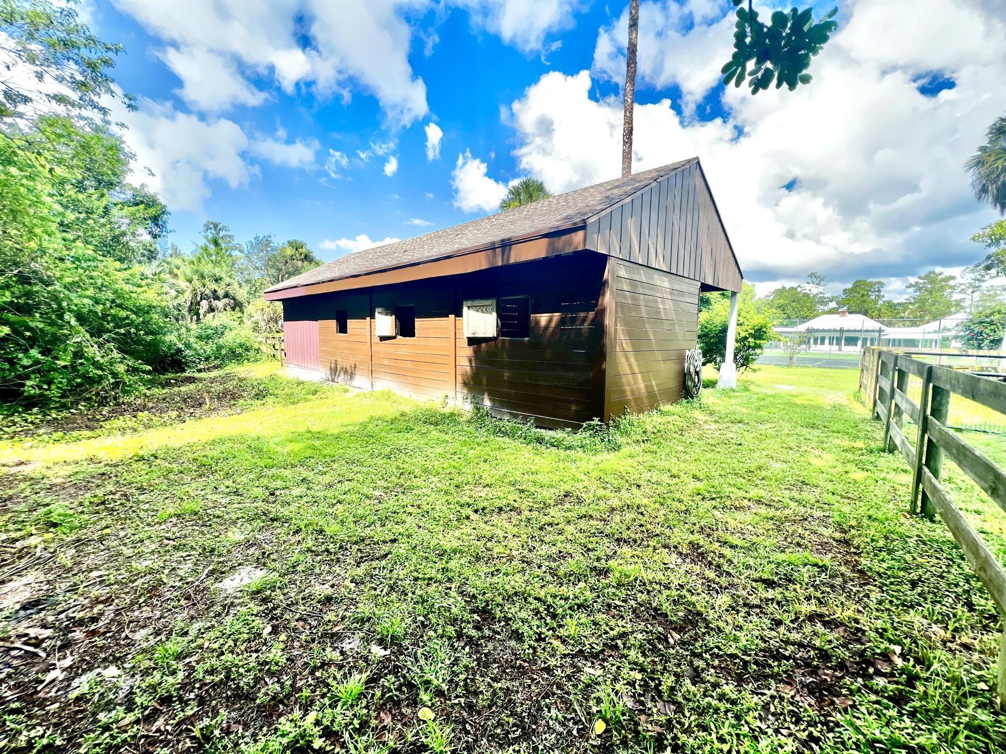 636 Rambling Drive Circle