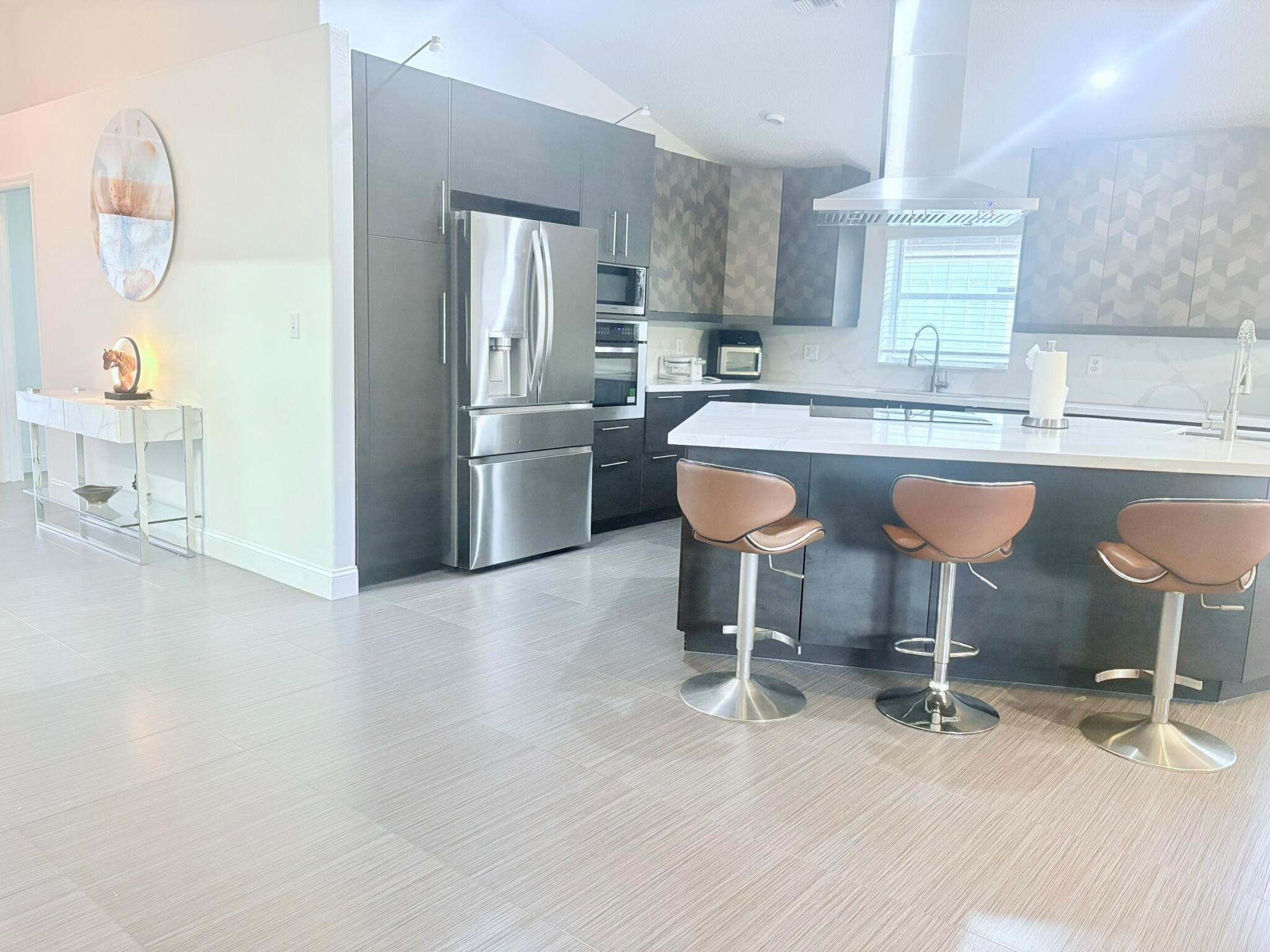 1504 Lake Breeze Drive