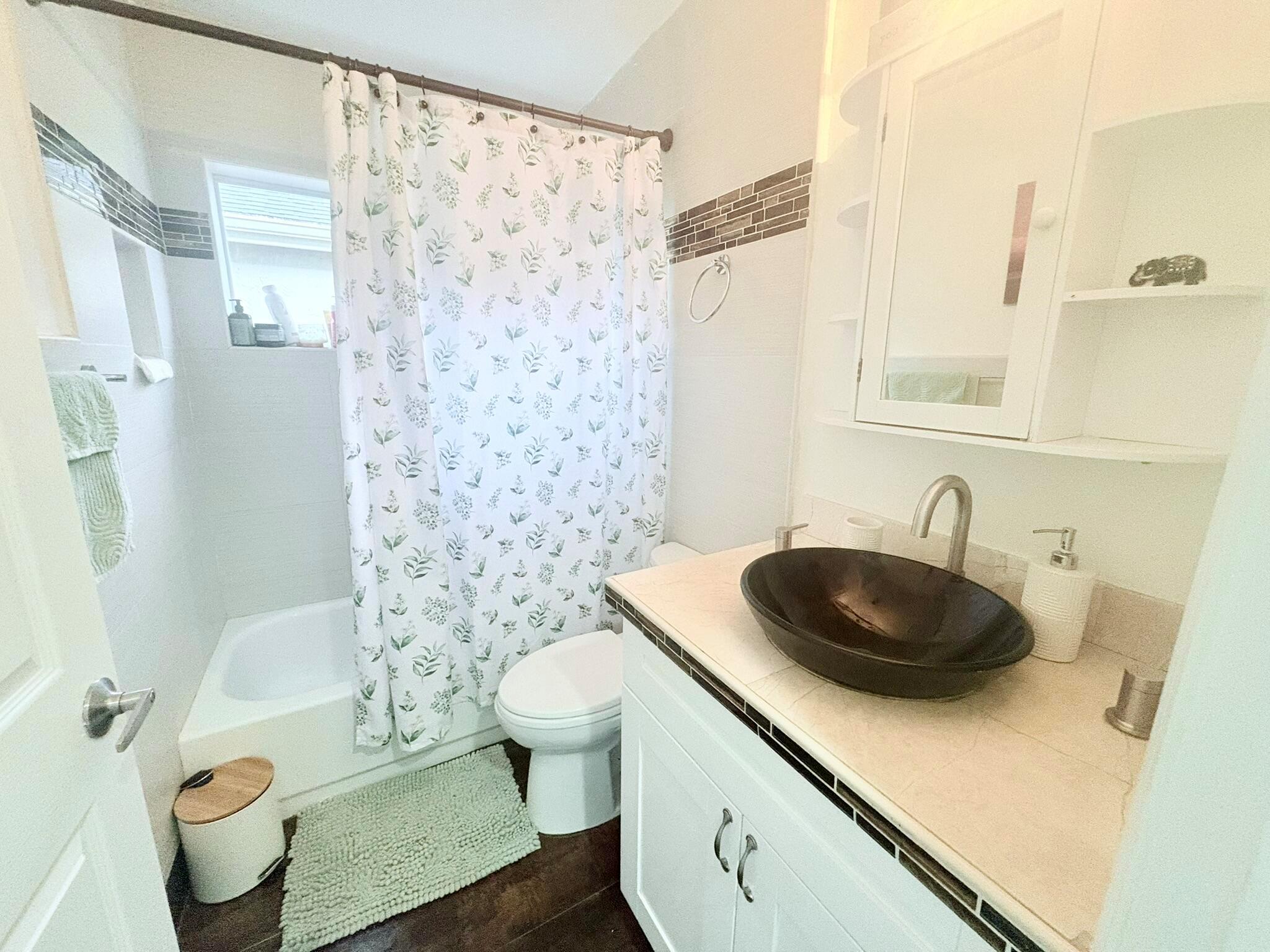 1504 Lake Breeze Drive