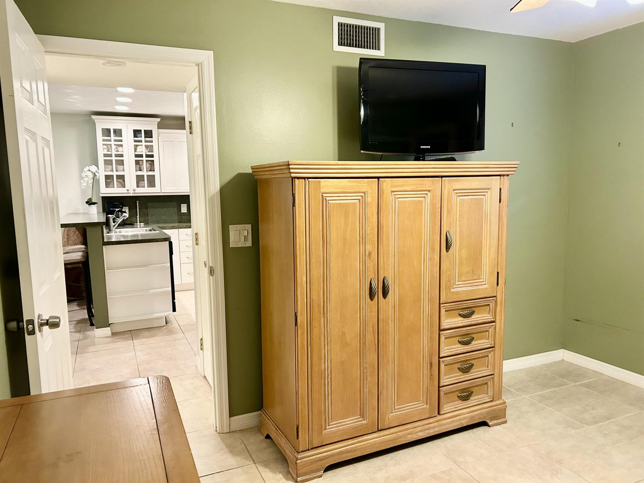 4801 E Esedra Court 104