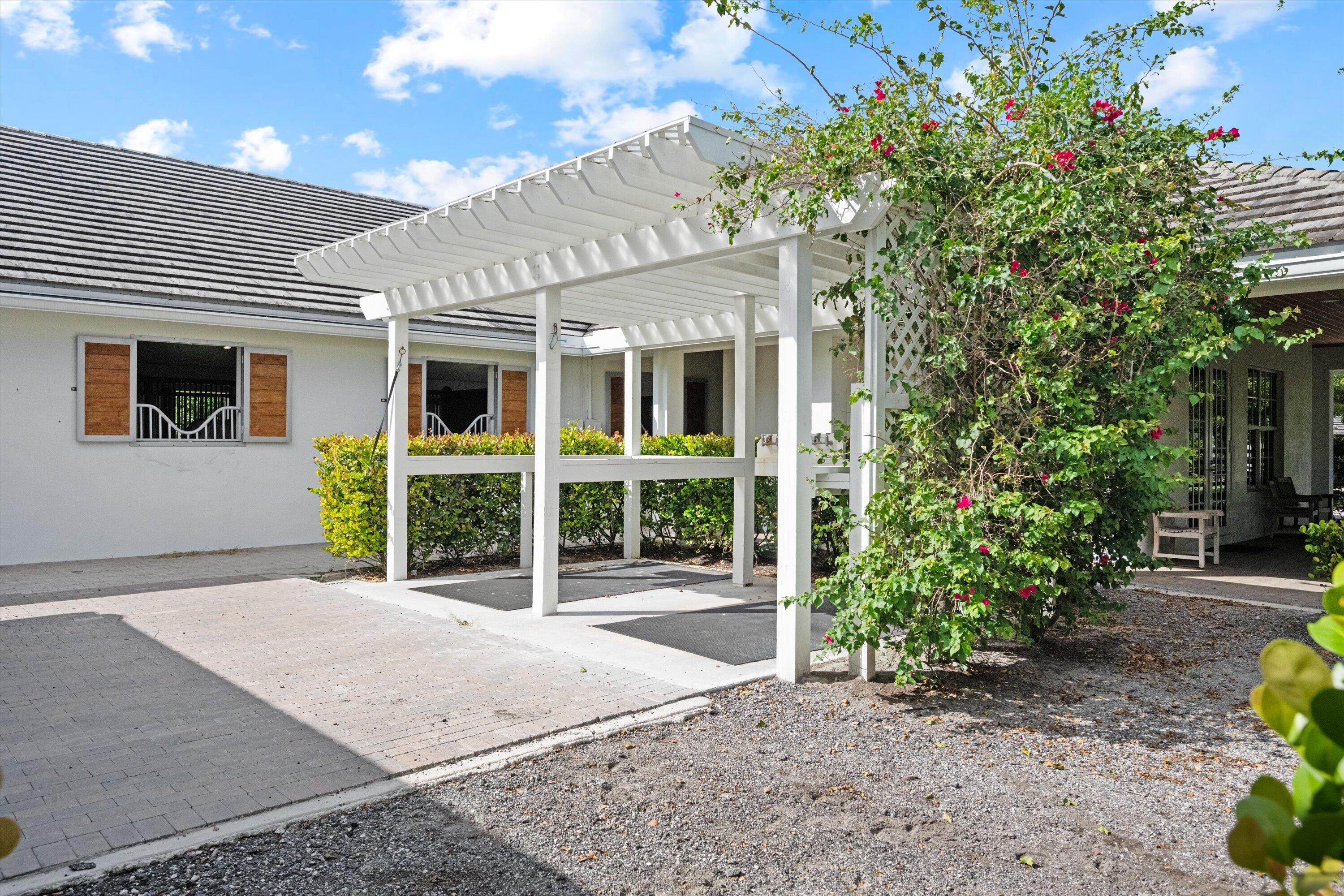 2388 King Terrace