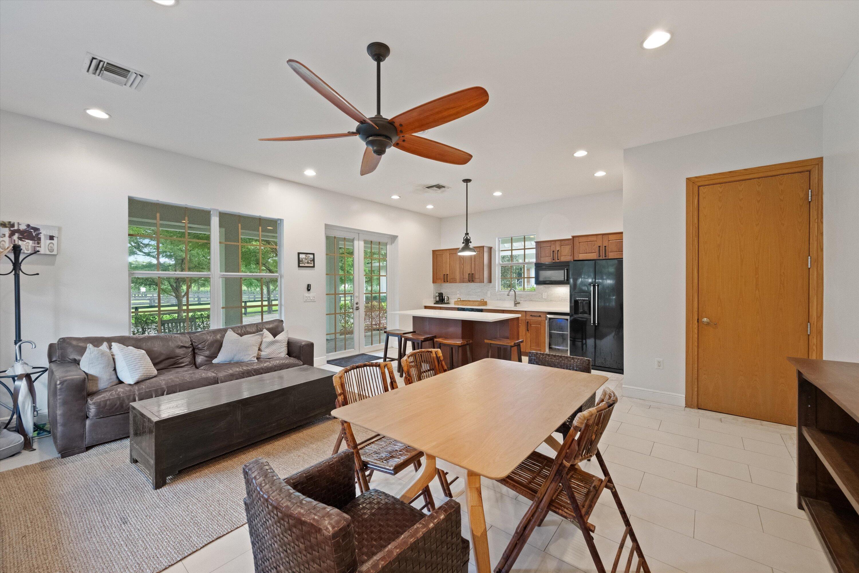 2388 King Terrace