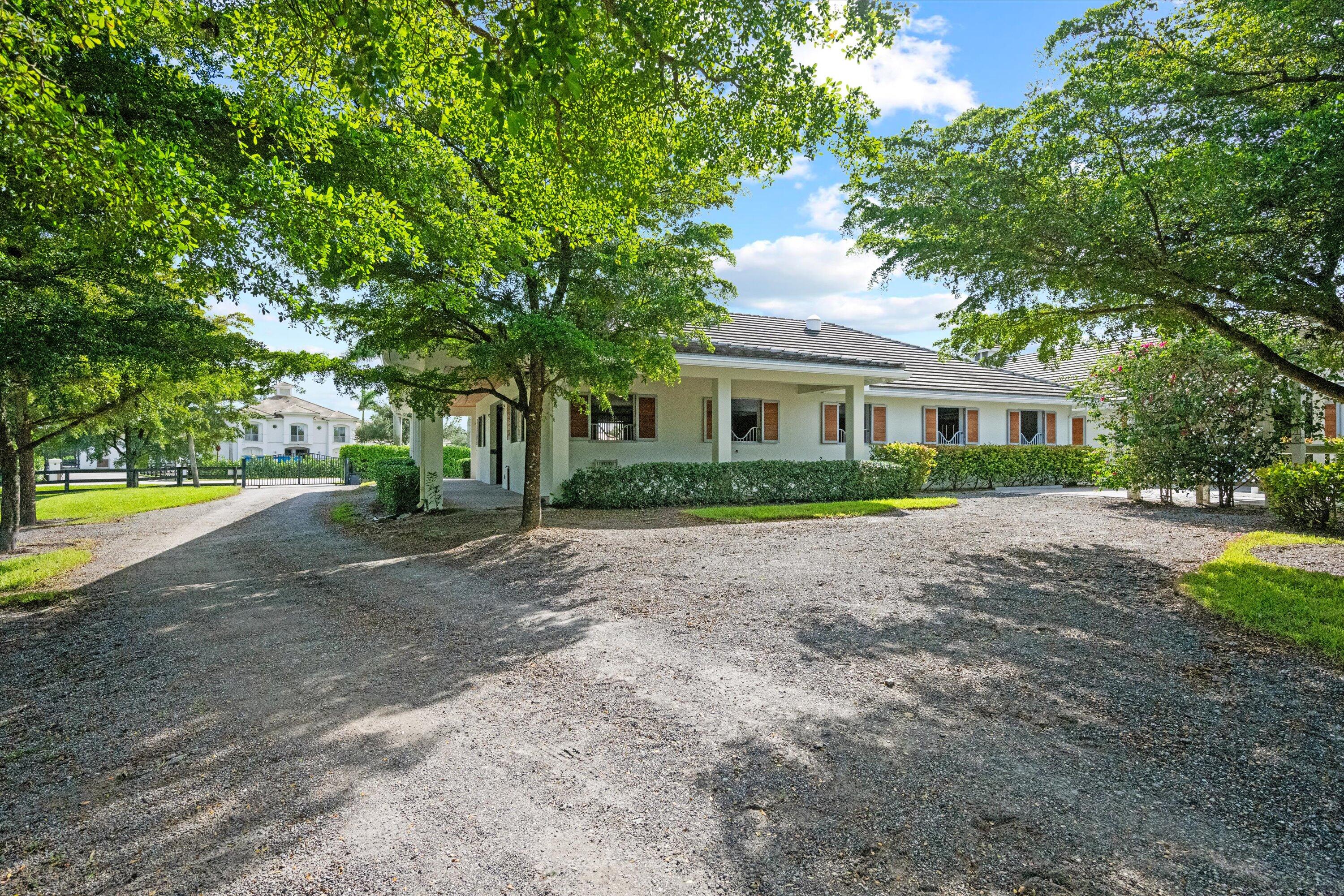 2388 King Terrace