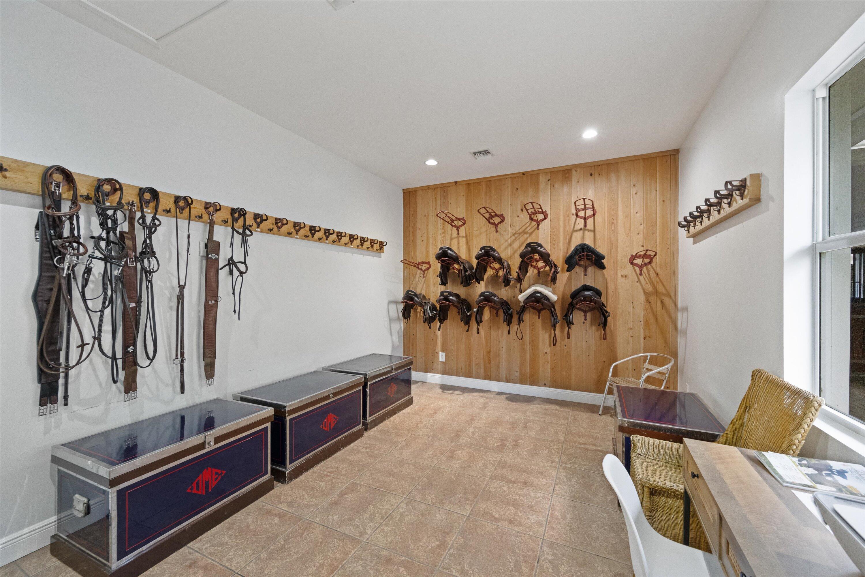 2388 King Terrace