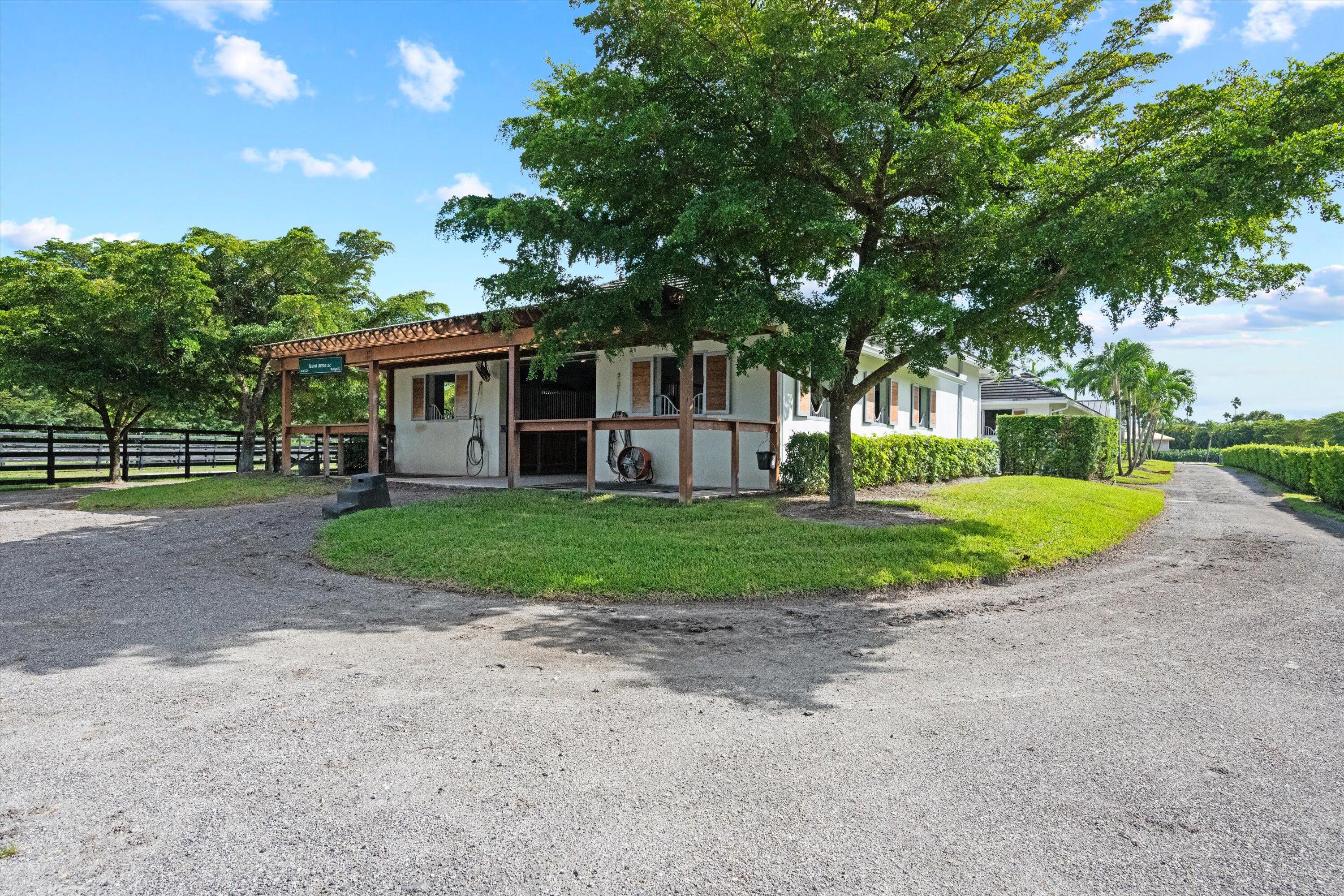 2388 King Terrace