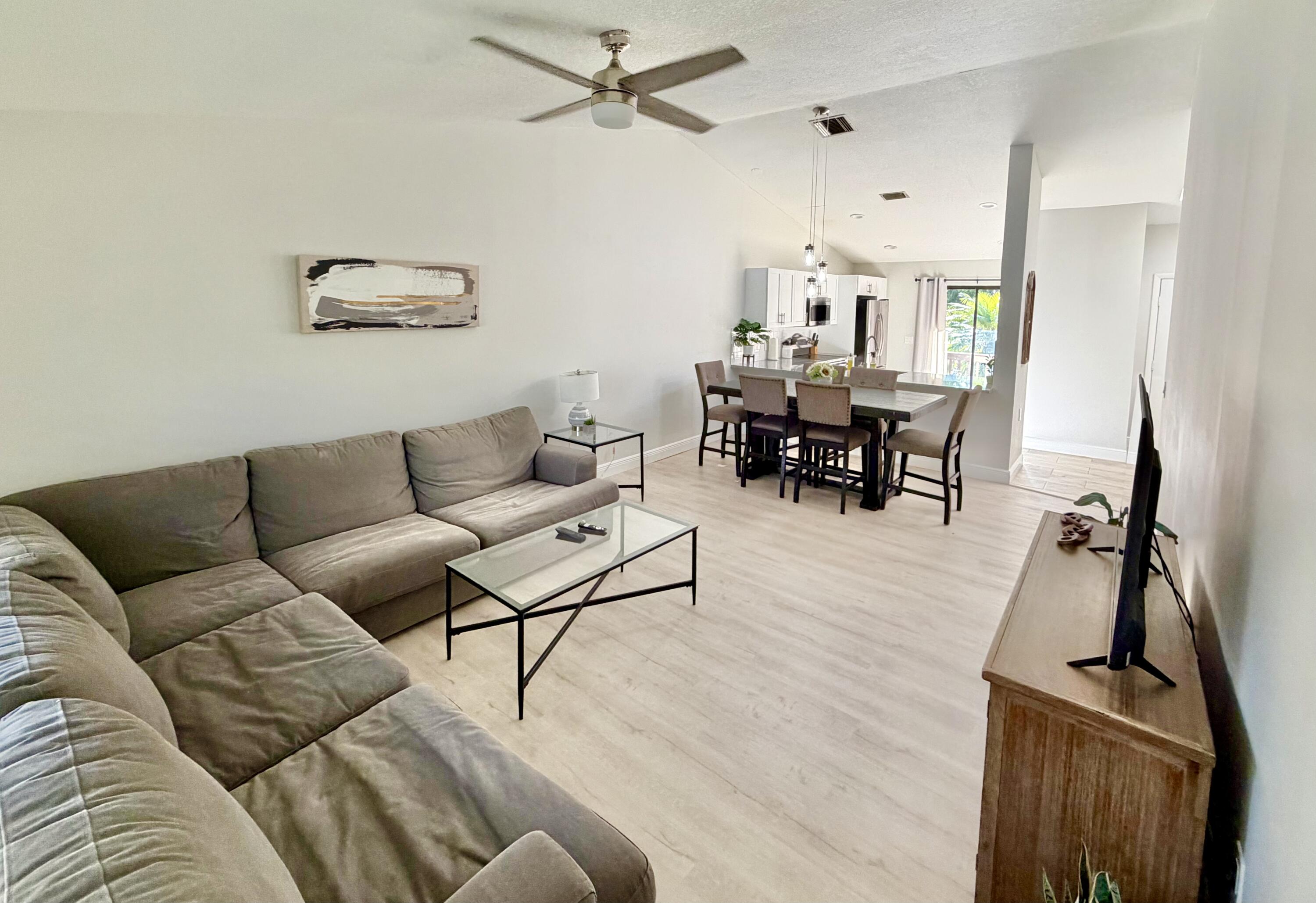 13135 Chadwick Court 8