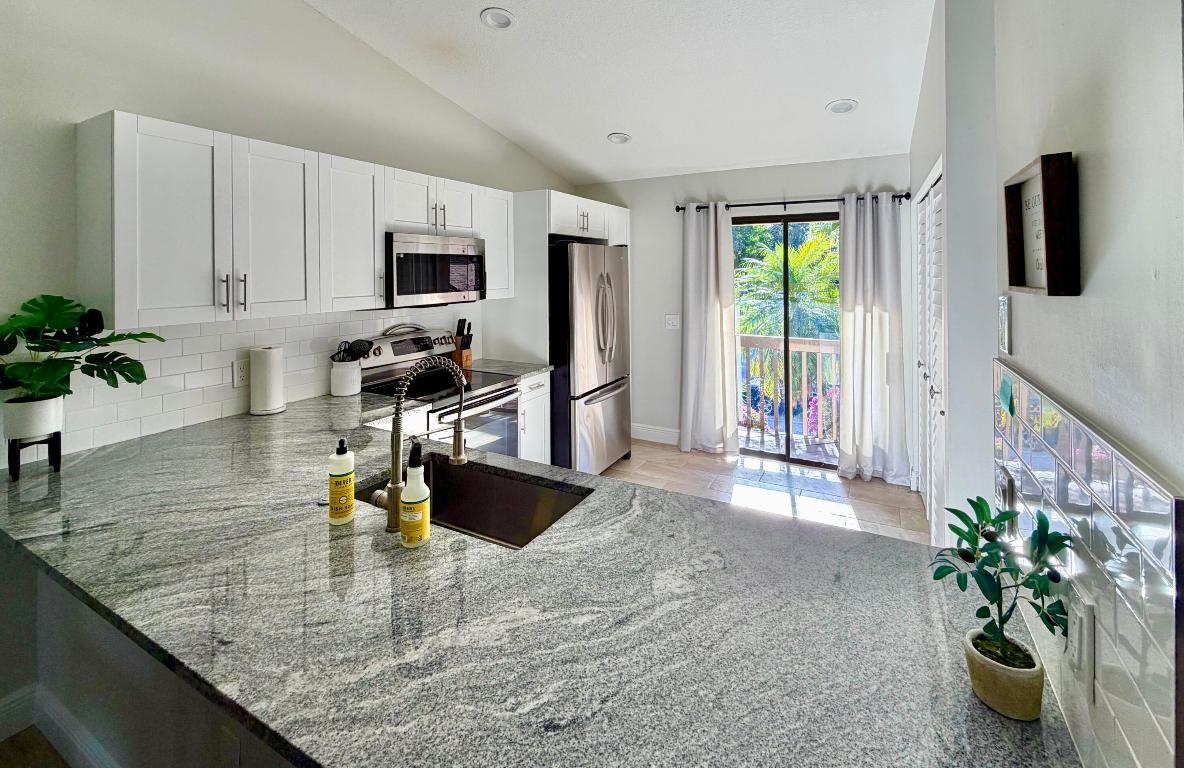 13135 Chadwick Court 8