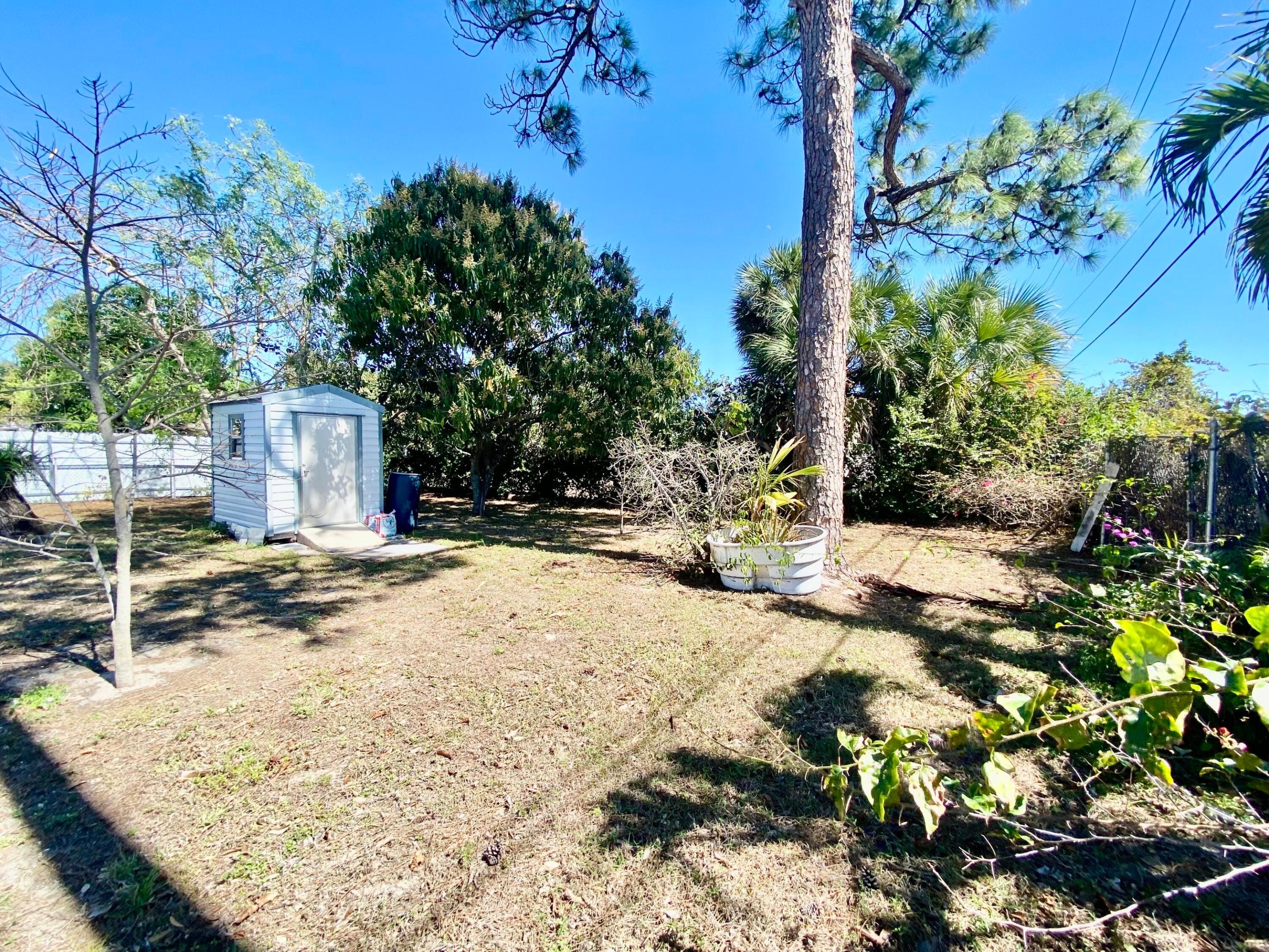 938 Sumter Road E E