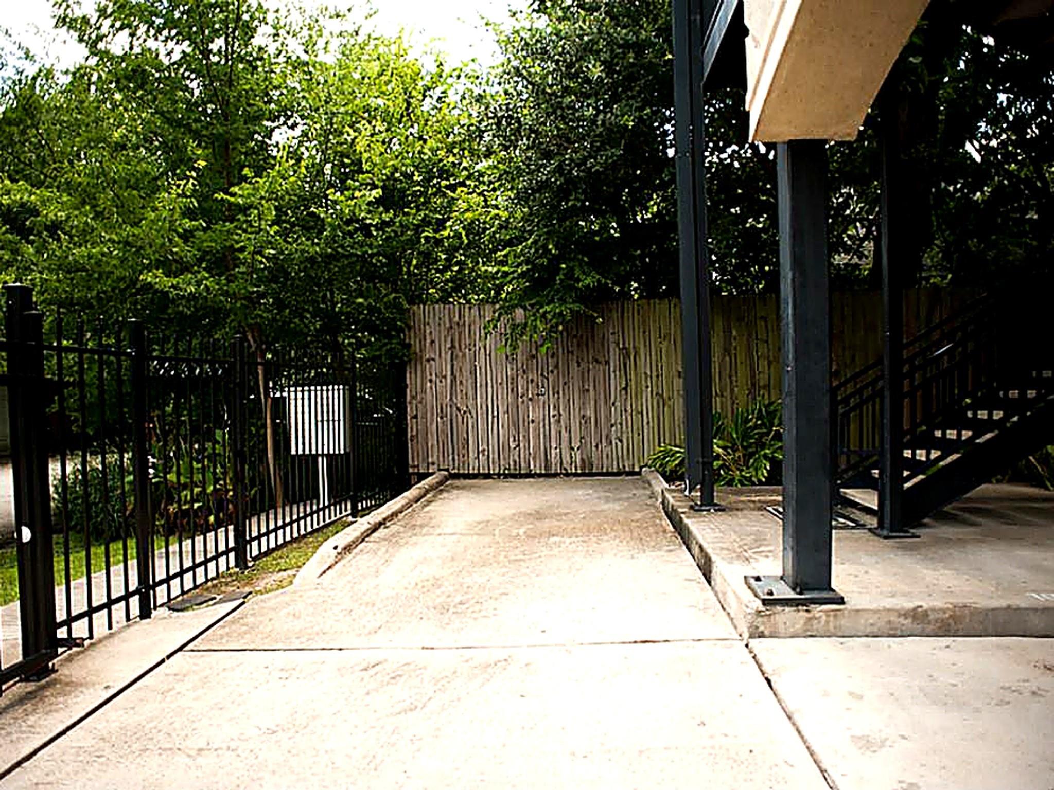 4402 Lillian Street # 1