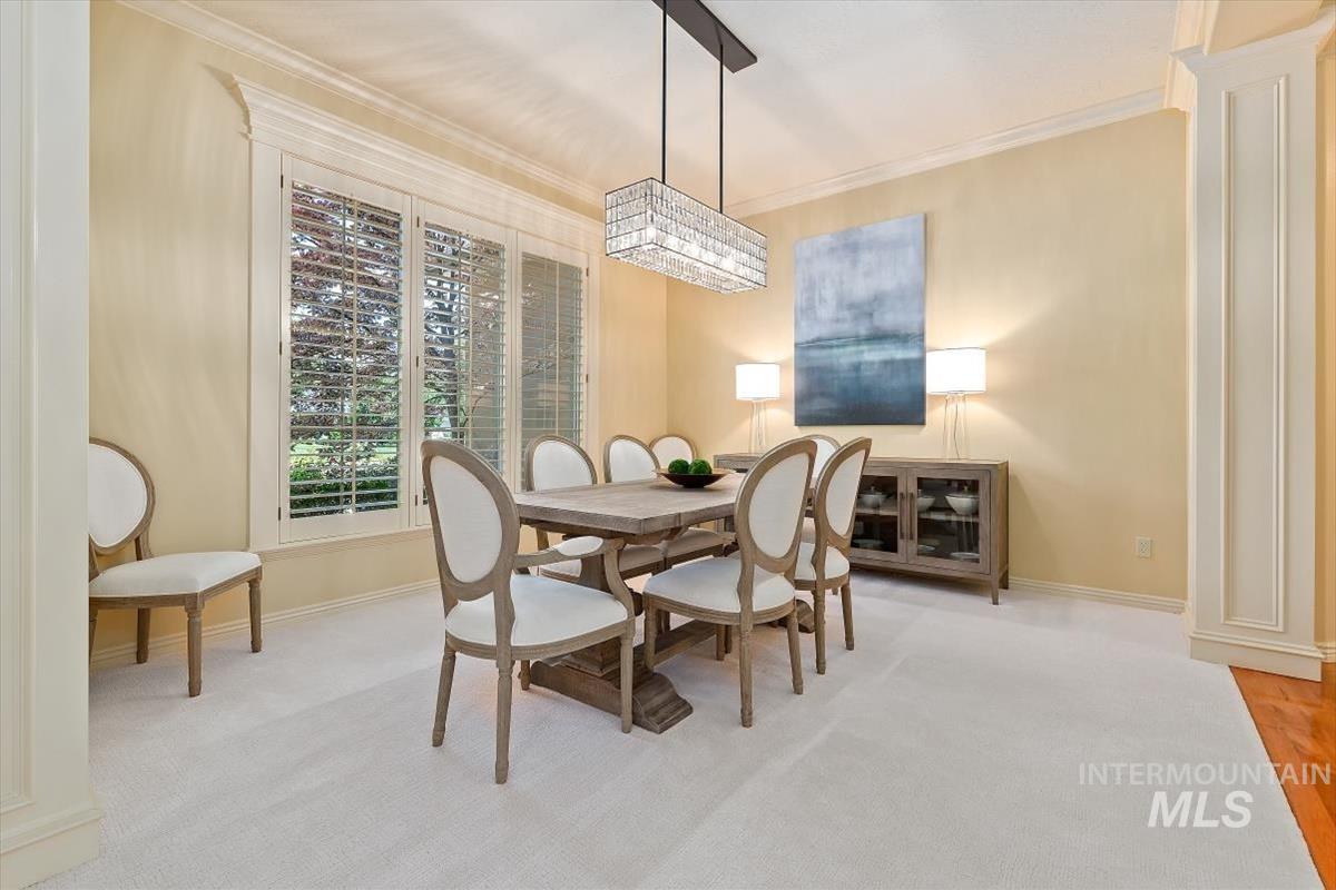 873 N Woodvalley Place