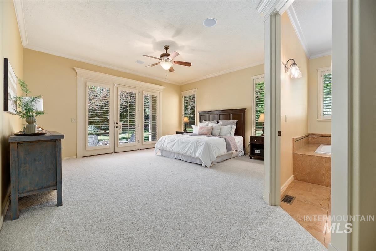 873 N Woodvalley Place