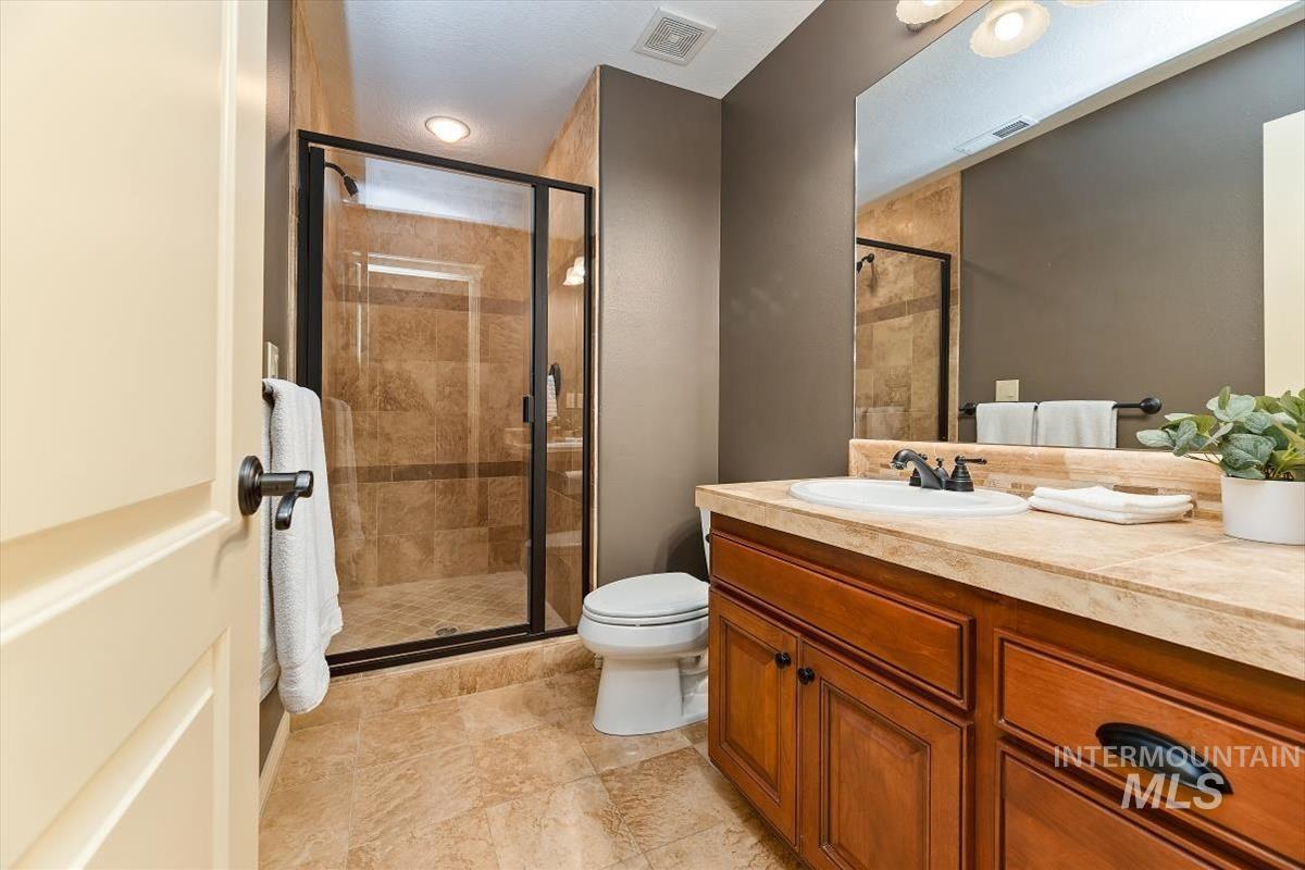 873 N Woodvalley Place