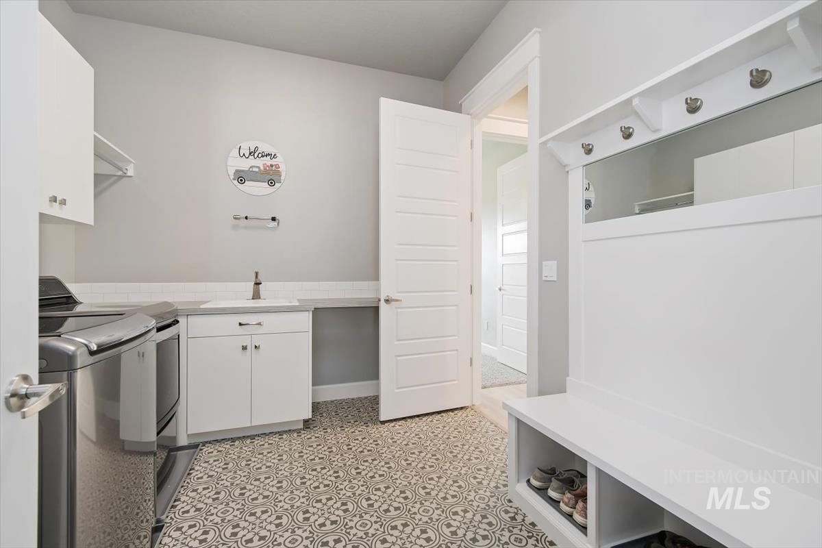 8445 Copper Creek Way