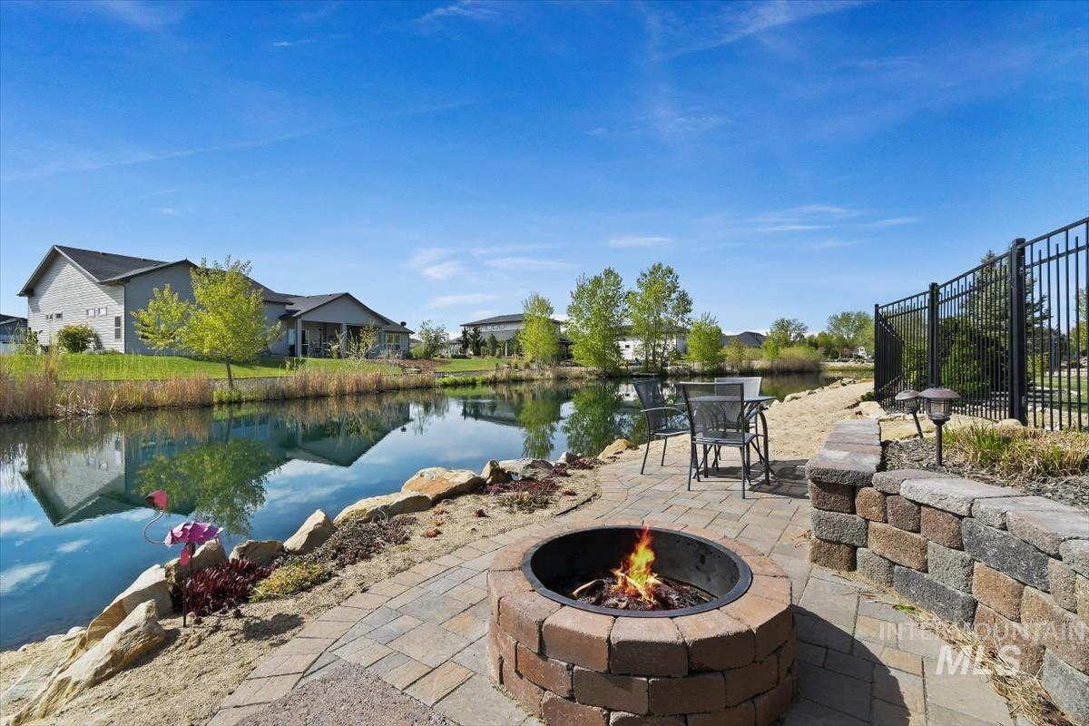 8445 Copper Creek Way