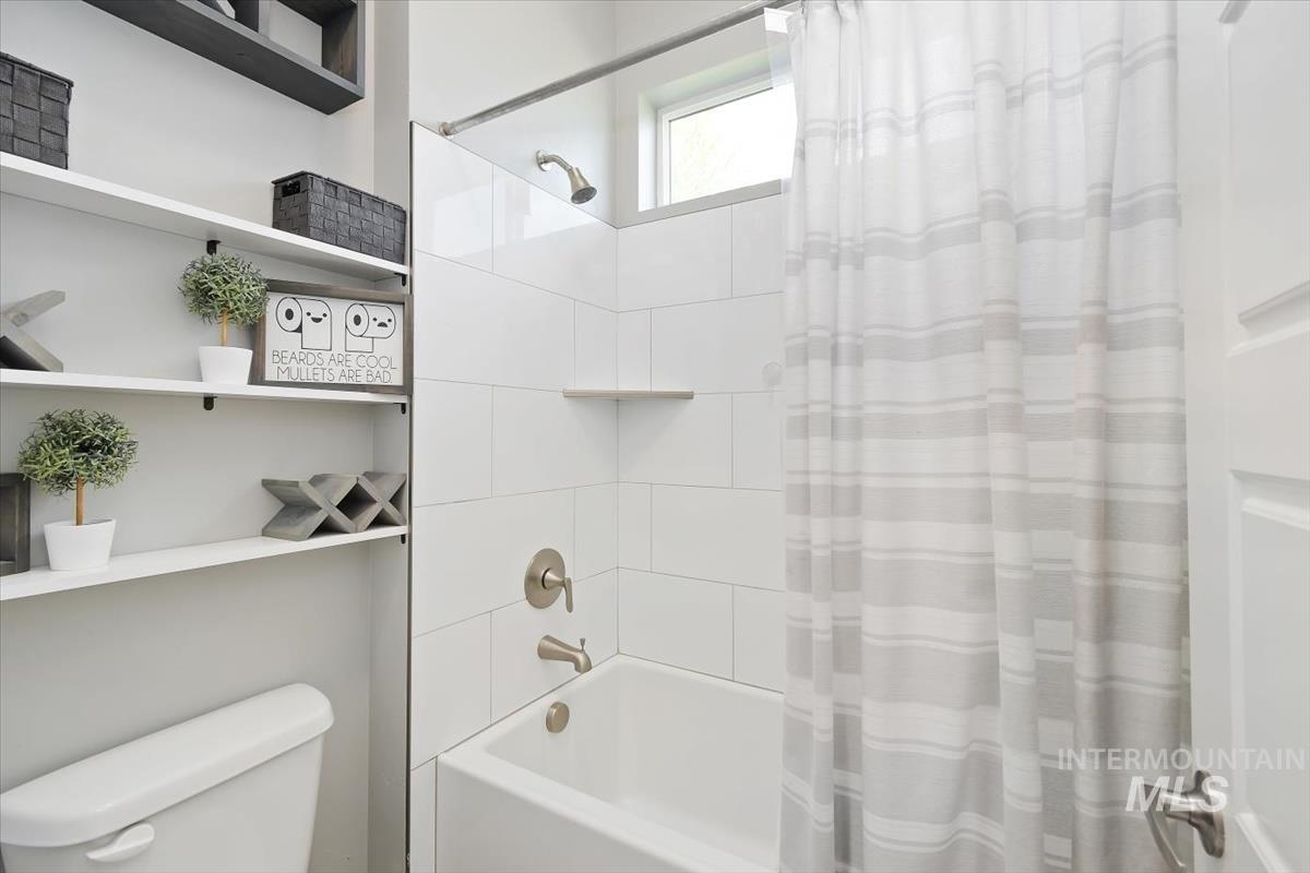 8445 Copper Creek Way