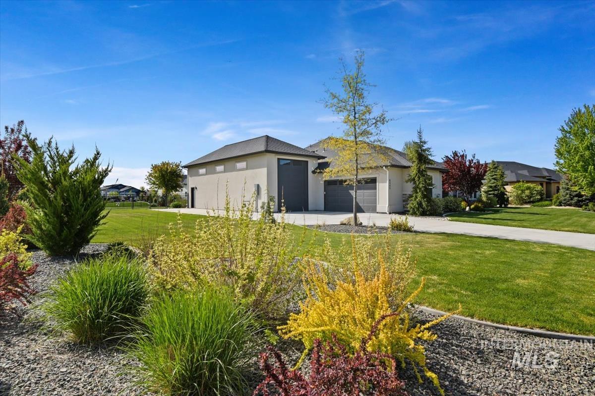 8445 Copper Creek Way