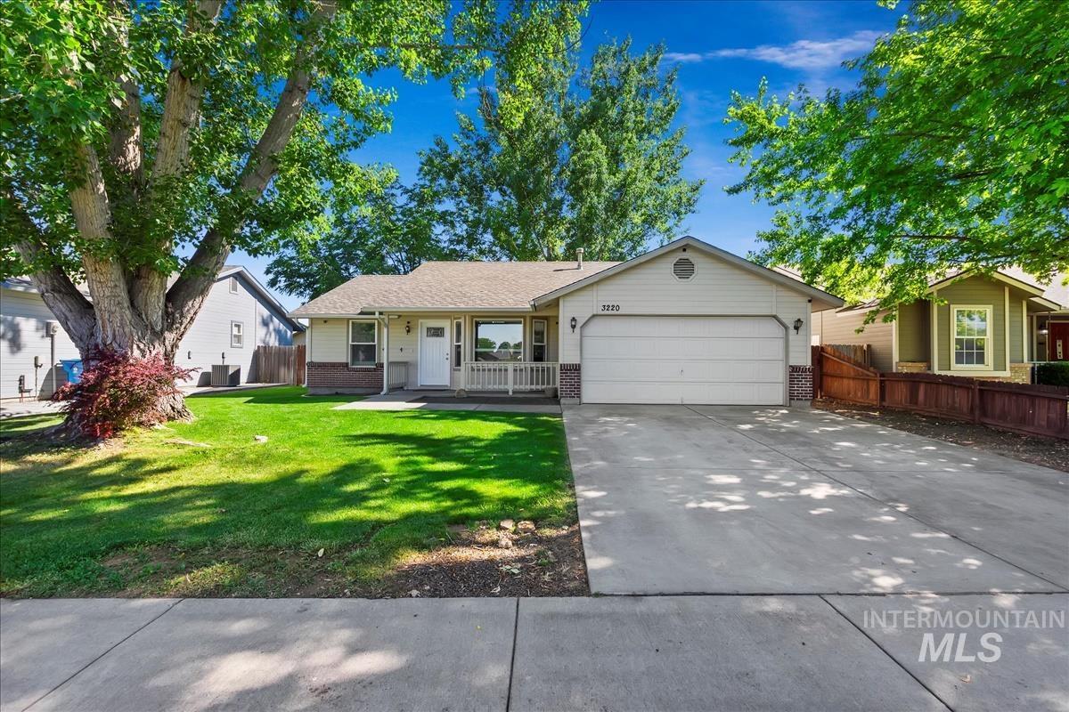 3220 E Park Ridge Dr