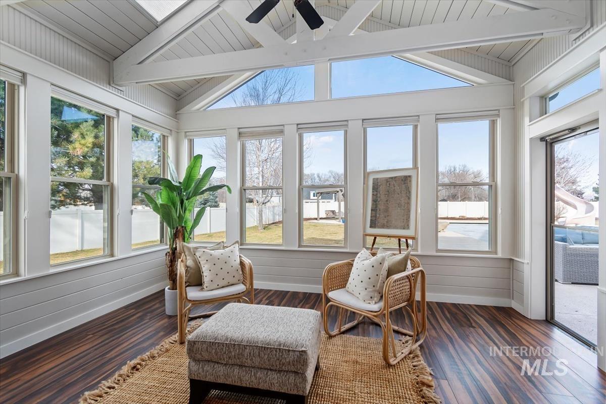 1684 N Spring Hollow Way