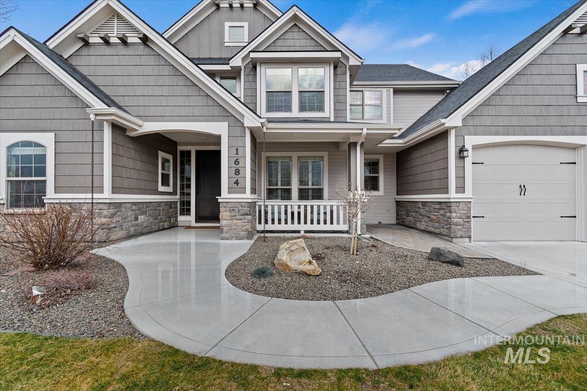 1684 N Spring Hollow Way