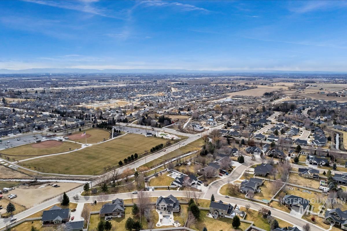 1684 N Spring Hollow Way