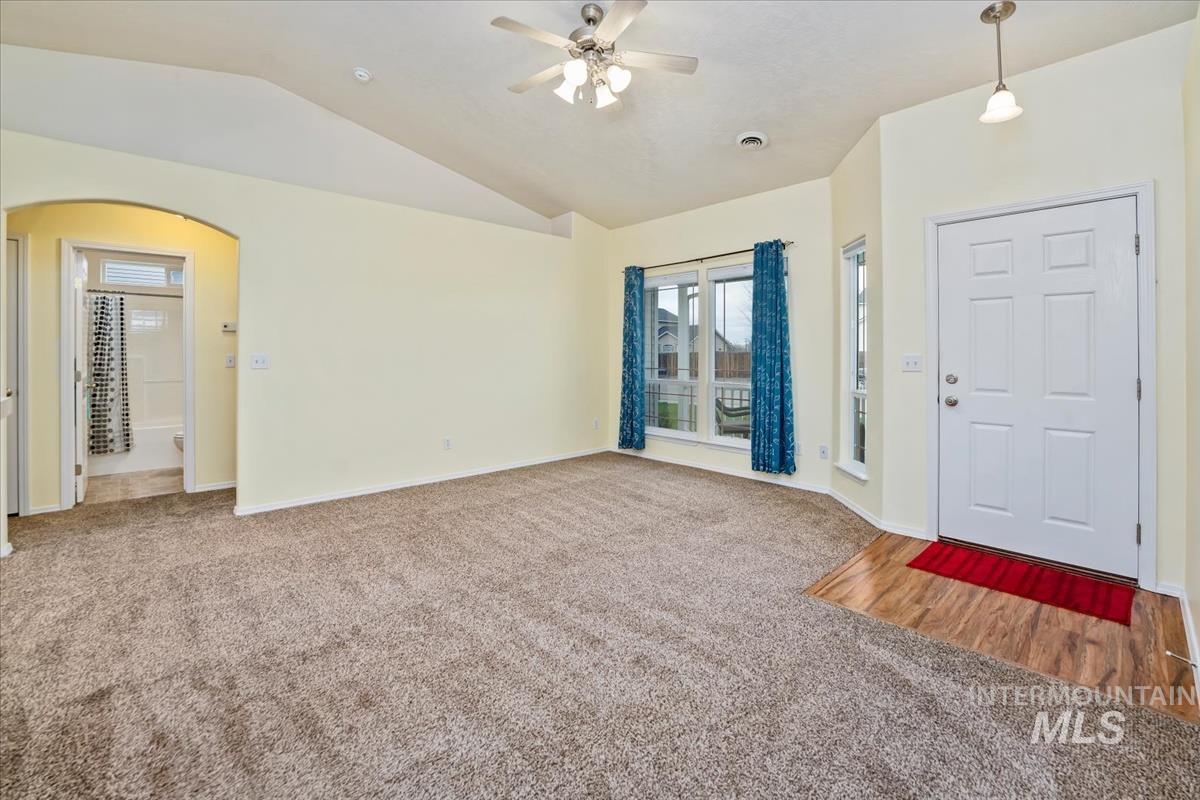 2009 Queen Anne Drive