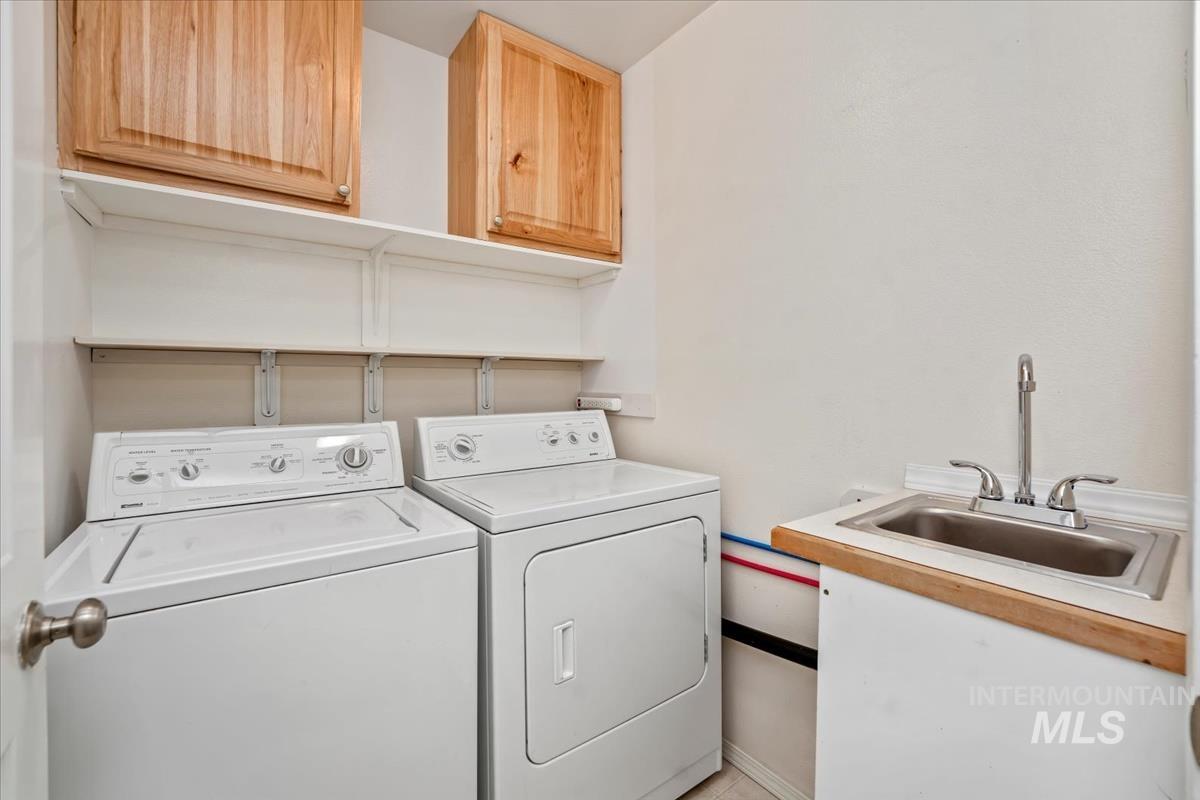 2009 Queen Anne Drive